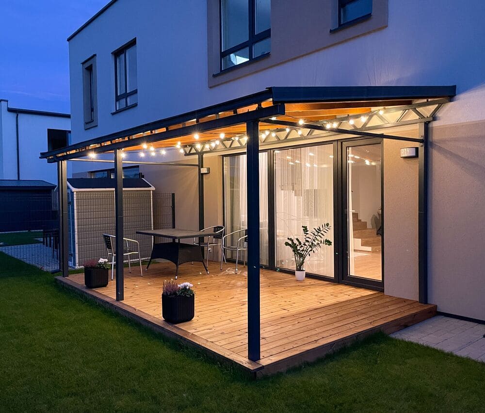terrasoverkapping van duurzaam materiaal